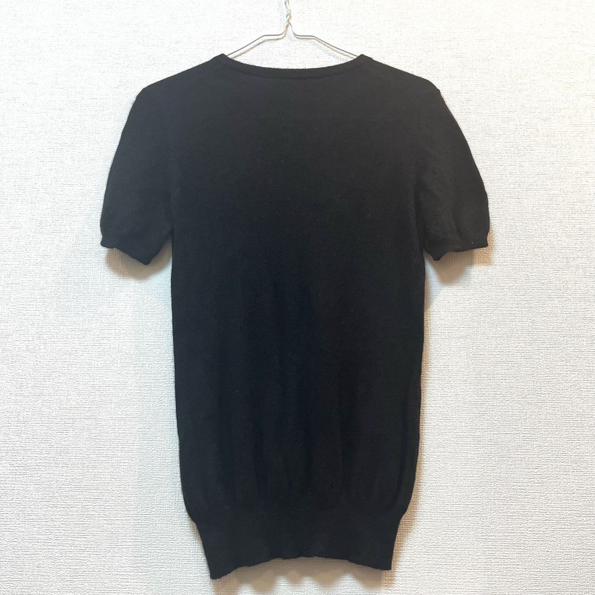 美品】UNIQLO(ユニクロ) カシミヤ100% 半袖ニットセーター 美品】UNIQLO(ユニクロ) カシミヤ100% 半袖ニットセーター