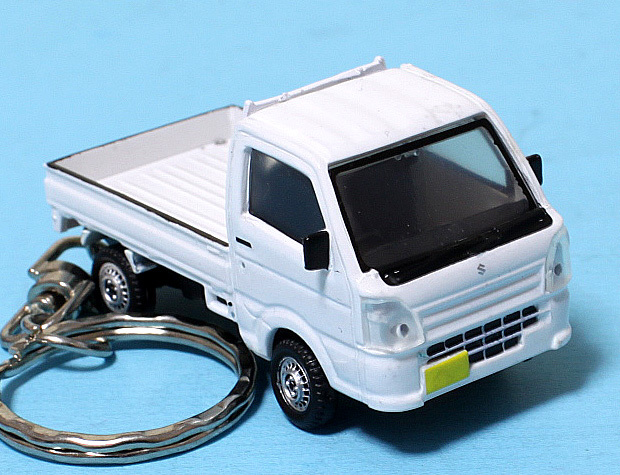 ★☆SUZUKI CARRY☆スズキ キャリイ☆軽トラ☆ホワイト☆ミニカー☆キーホルダー・アクセサリー☆★_画像1