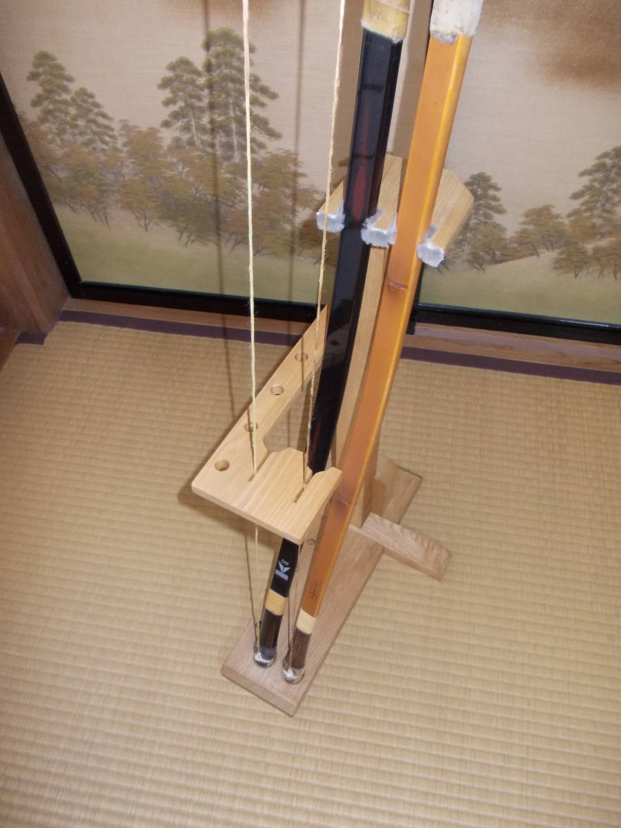 口コミ・レビューで人気商品を探そう 2張り用 弓矢の飾り台 弓道具 特注品 【朝日】(弓道 特価 新品 弓道