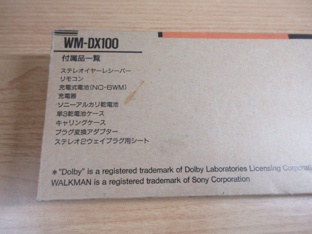 2K3-2「未使用 SONY WALKMAN WM-DX100」美品 ウォークマン ソニー カセットプレーヤー ブラック 現状品 動作未確認_画像3