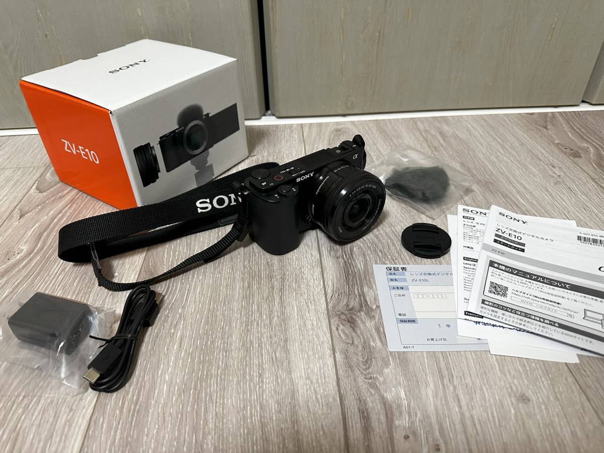 VLOGCAM ZV-E10 パワーズームレンズキットブラック中古美品使用少ない