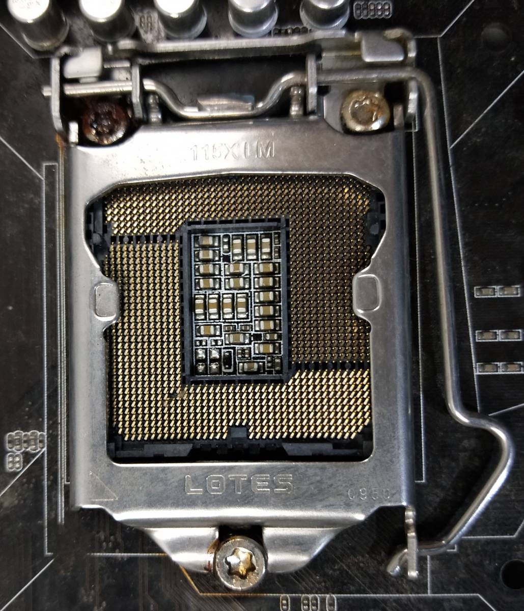【中古パーツ】BIOS確認のみ、ASUS P7P55D マザーボード ＩＯパネル LGA1156 ■MB4097の画像3