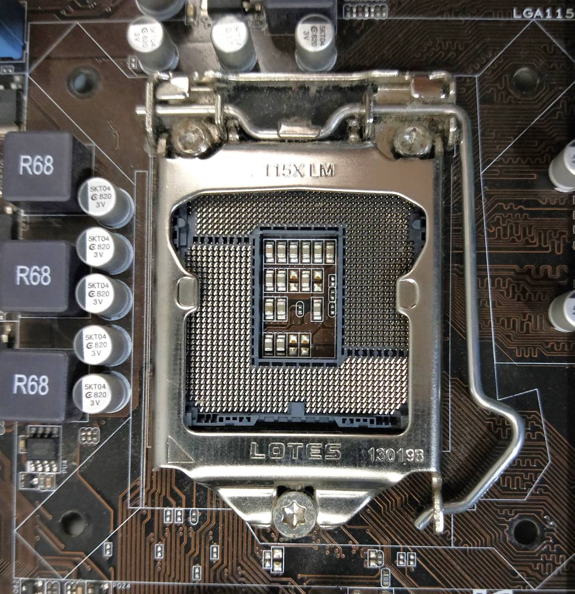 【中古パーツ】BIOS確認のみ、ASUS P8B75-M LX PLUS マザーボード ＩＯパネル LGA1155 ■MB4116_画像3