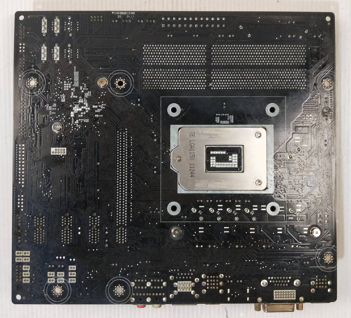 【中古パーツ】BIOS確認のみ、H67H2-M4 V1.0 マザーボード ＩＯパネル LGA1155 ■MB4127_画像2