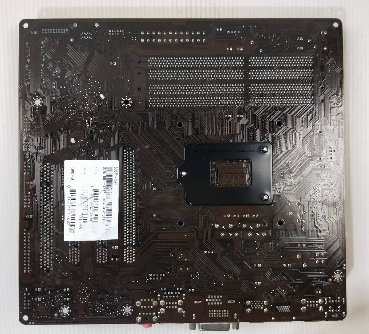 【中古パーツ】BIOS確認のみ、 MSI B85M-E45 マザーボード ＩＯパネル LGA1150 ■MB4007_画像2