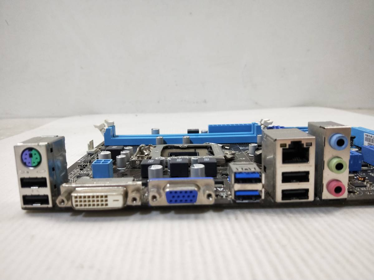 【中古パーツ】BIOS確認のみ、ASUS P8B75-M LX PLUS マザーボード ＩＯパネル LGA1155 ■MB4116_画像5