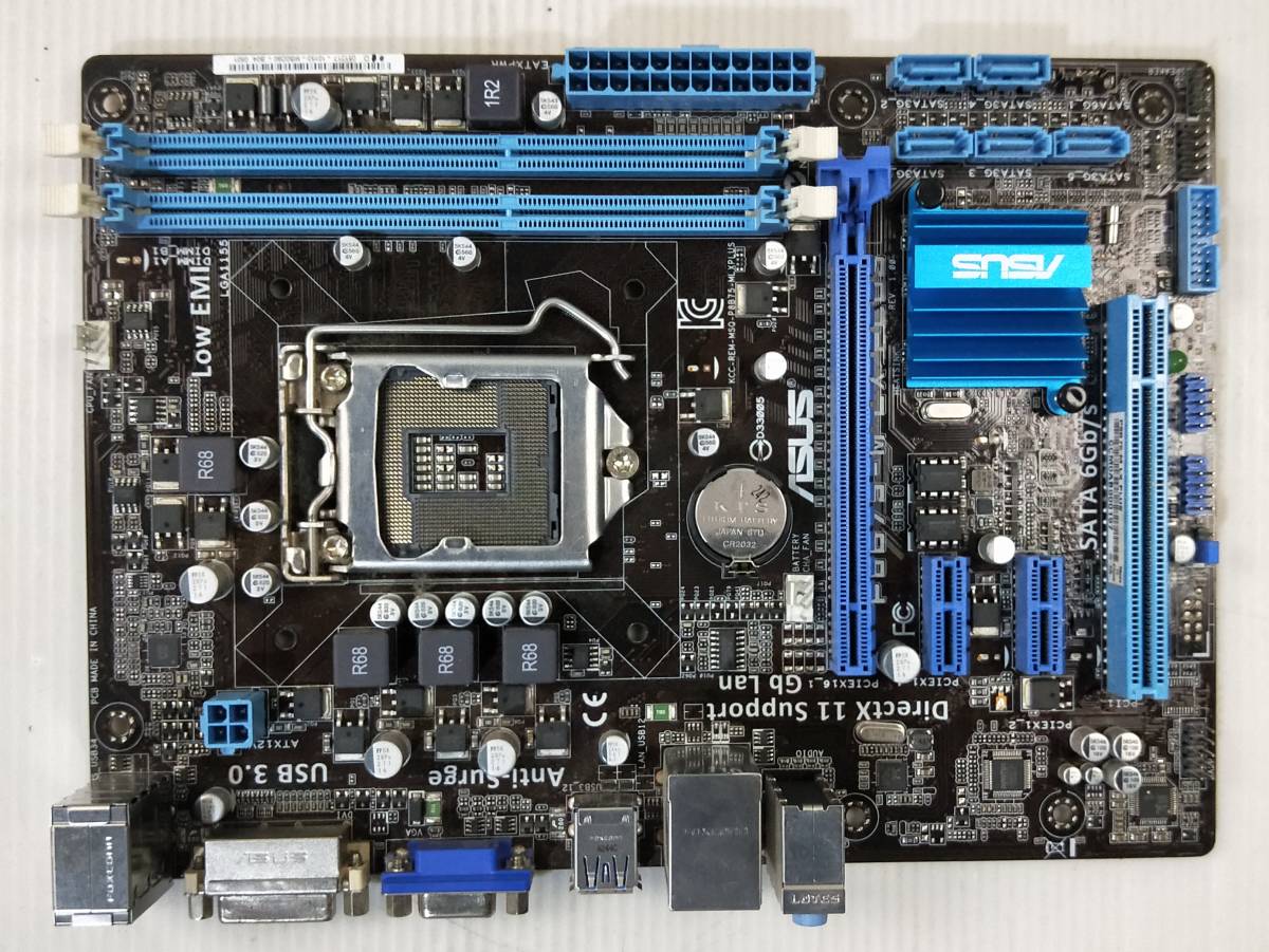 【中古パーツ】BIOS確認のみ、ASUS P8B75-M LX PLUS マザーボード ＩＯパネル LGA1155 ■MB4113_画像1