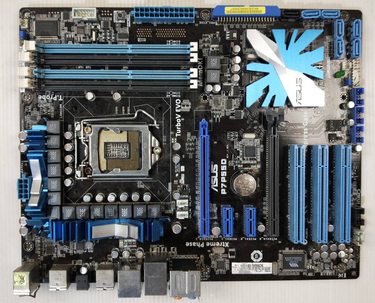 【中古パーツ】BIOS確認のみ、ASUS P7P55D マザーボード ＩＯパネル LGA1156 ■MB4097の画像1