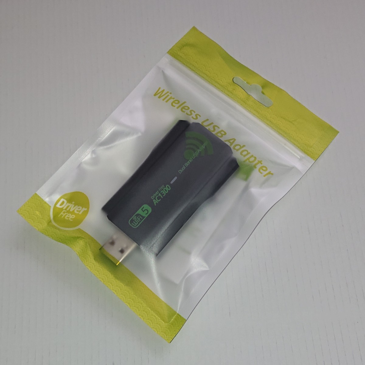 【送料無料】【新品未使用】　WiFi子機　USB子機　USB2.0　2.4Ghz　5Ghz　動作確認済み　中国製　11ac　ドライバ内蔵　アンテナ　保証なし