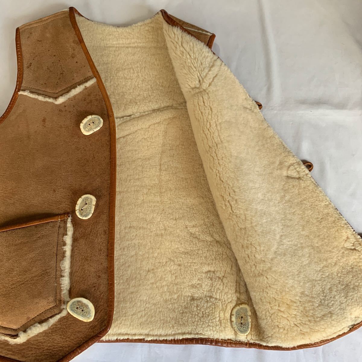 70s OVERLAND SHEEPSKIN Co MOUTON VEST ヴィンテージ ビンテージ シープスキン ムートンベスト ヒッピー HIPPIE レザータグ 60s 送料無料_画像5