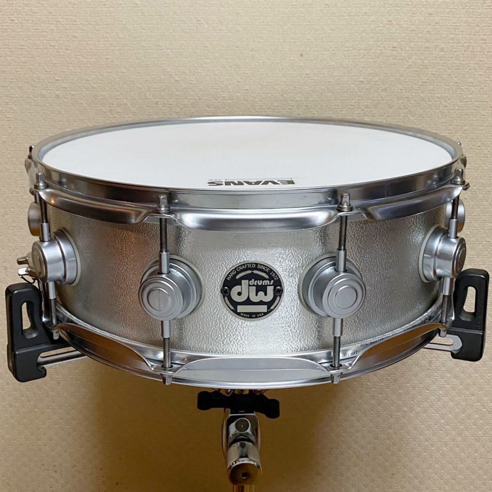 ◆dw◆CA1405SD collector's series Solid Aluminum 4mm ソリッドアルミ 14x5インチ スネア 中古 _画像1