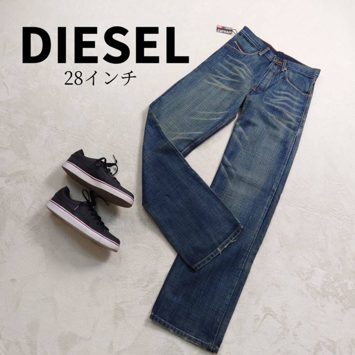 【新品未使用】ディーゼル(DIESEL) イタリア製 ボタンフライ ストレート デニム RR55　サイズ28 インディゴ ダメージ加工_画像1