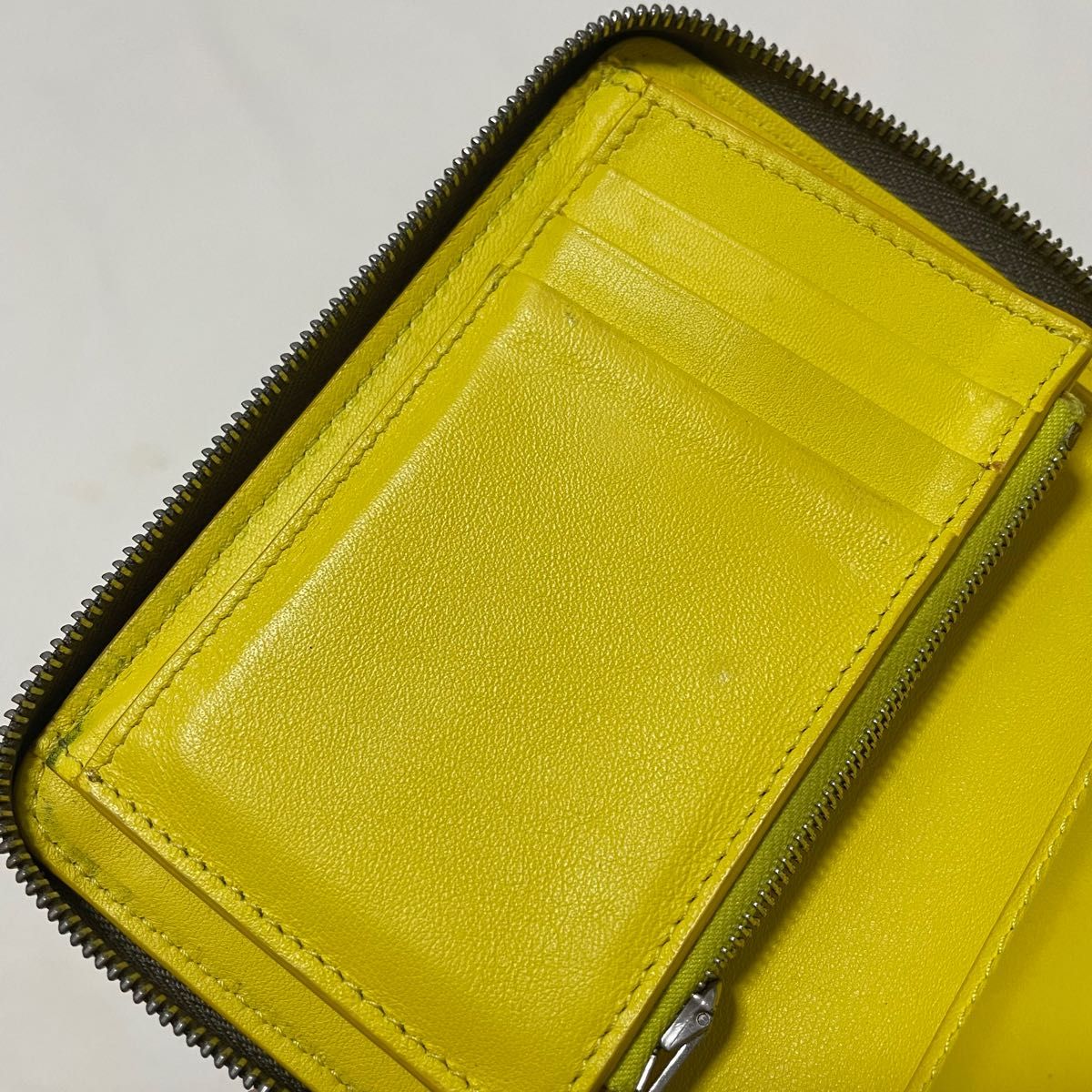 CELINE セリーヌ ミディアム ジップ アラウンド ウォレット CELINE セリーヌ ミディアム ジップ アラウンド ウォレット