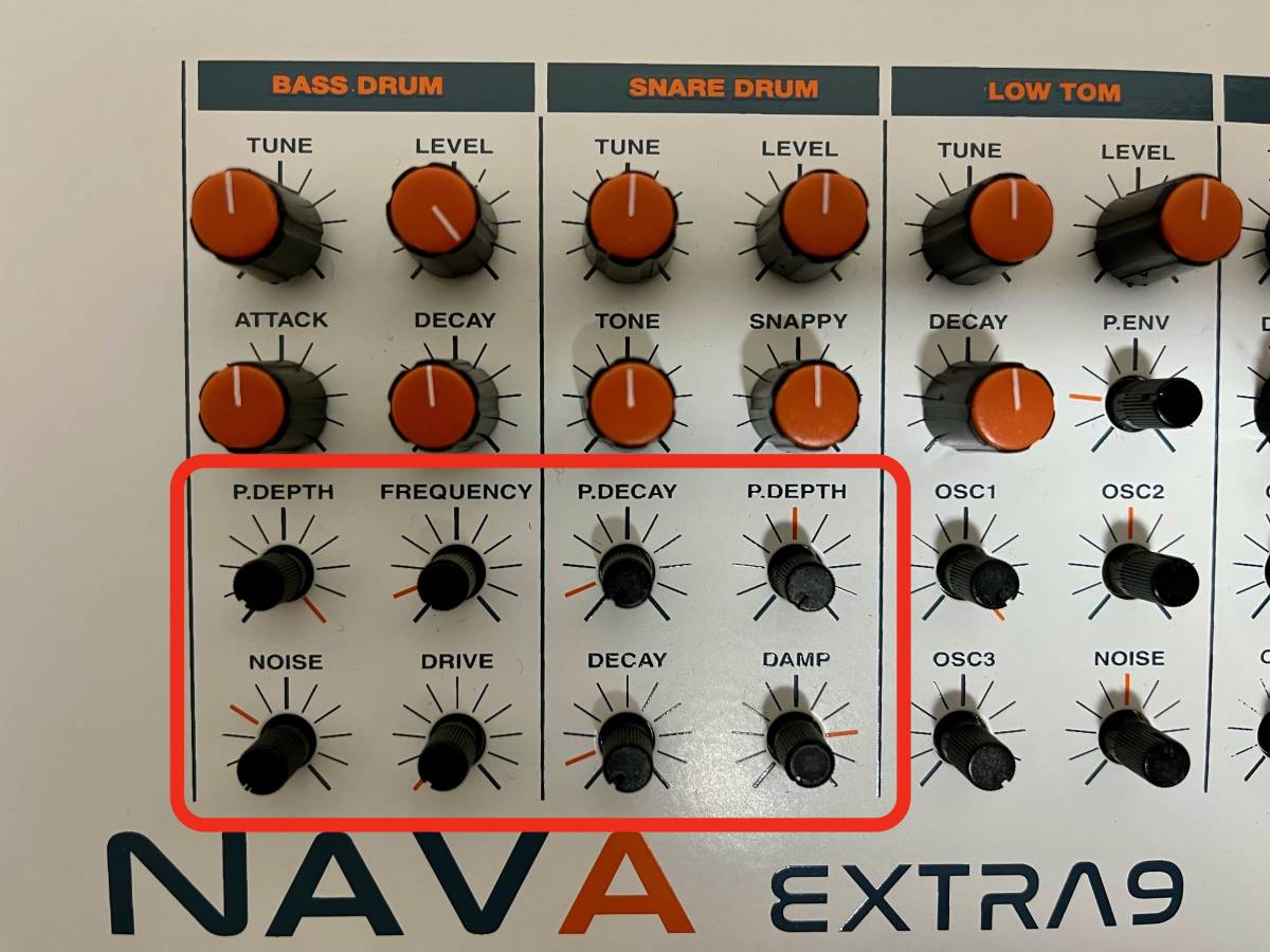 e-licktronic NAVA EXTRA9/TR-909レプリカ_画像6