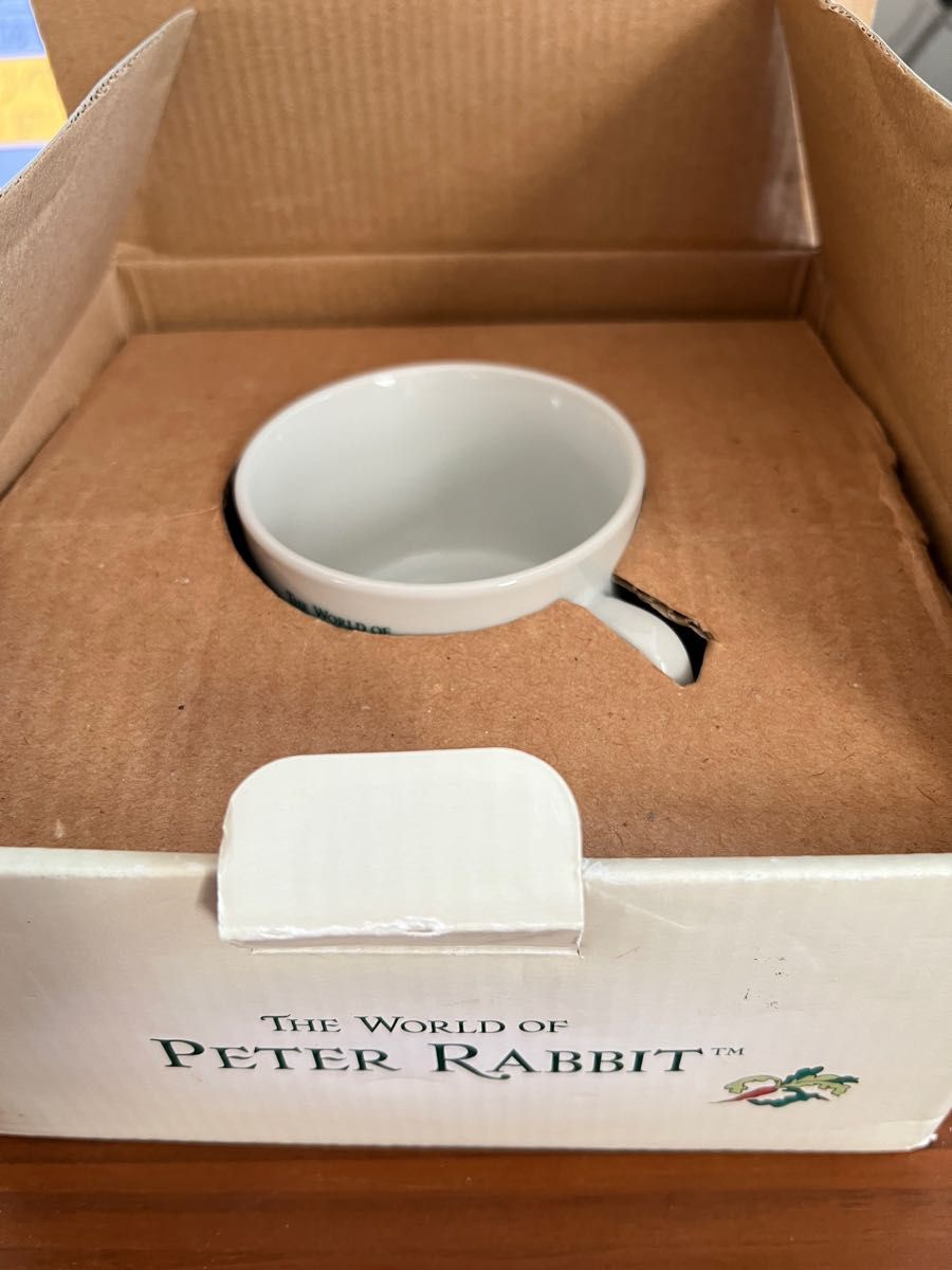 ピーターラビット 磁器プレート・カップ・ボウルのセット PETER RABBIT