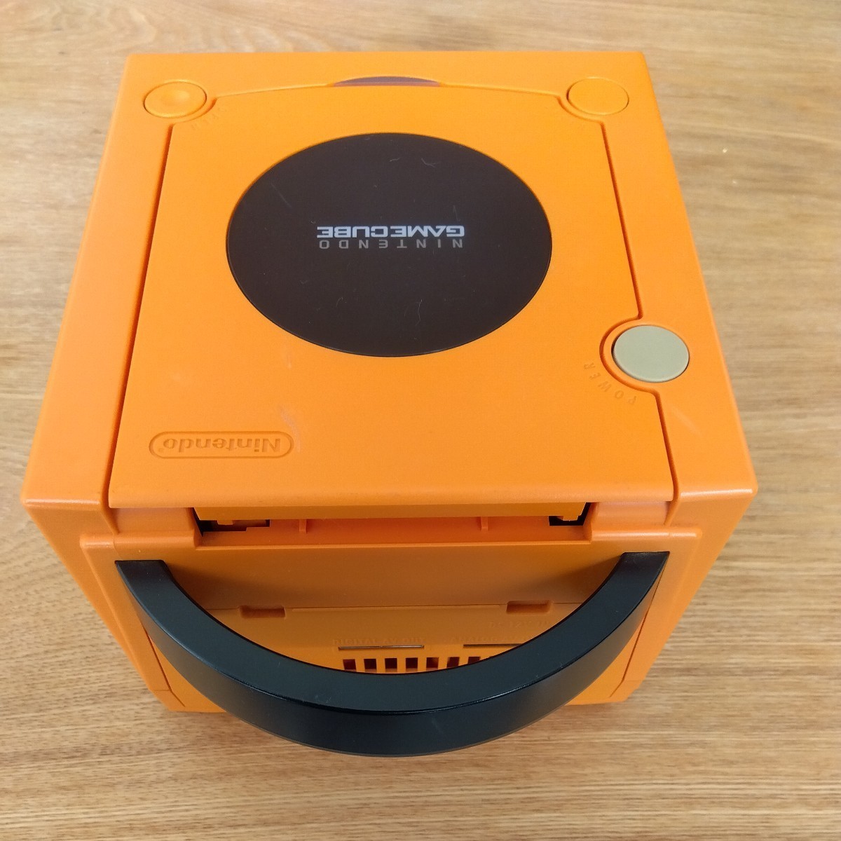 NINTENDO GAMECUBE オレンジの中古品です。_画像3