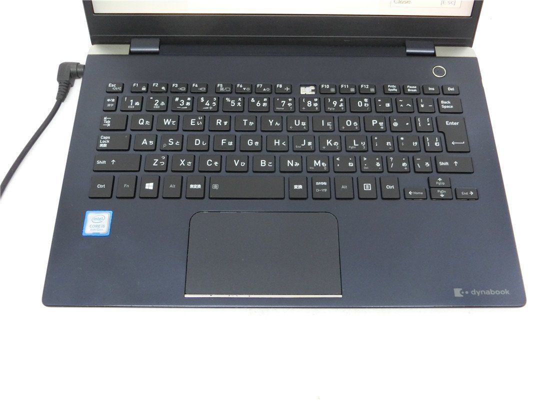 中古　TOSHIBA　G83　Core8世代i5　4GB　SSD256GB　13型　BIOSまで表示　　詳細不明　　ジャンク扱い 　_画像2