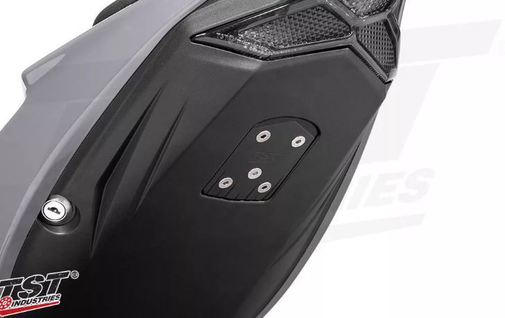 TST Industries ZX6R (19-24) ローマウント フェンダーレスキット LEDナンバー灯付き ナンバーイン 裏ペタ カスタム ZX-6Rの画像5