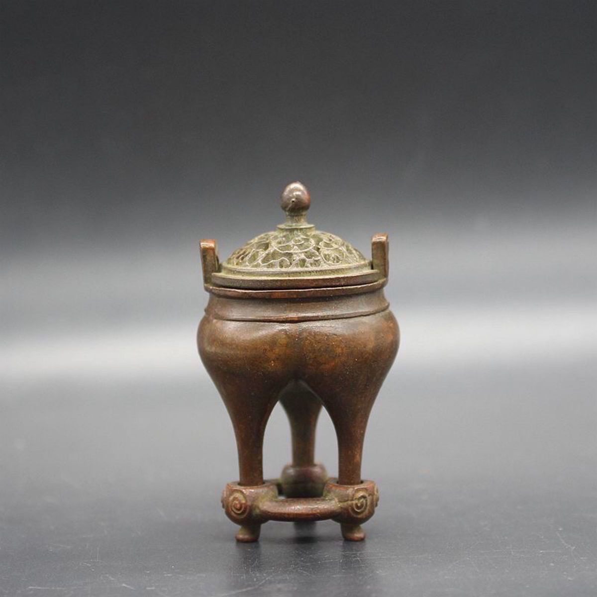 古銅台 香炉台 銅製 如意三足台 時代物 古物 古玩 唐物 飾物 置物 - 工芸品