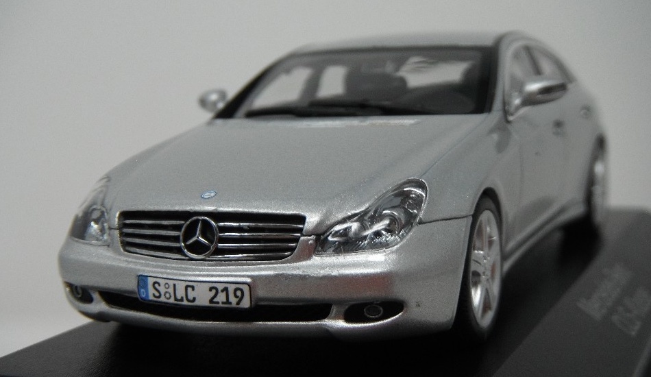 【ディーラー特注!】Ж ミニチャンプス 1/43 PMA メルセデス ベンツ CLS 2004 銀 Mercedes Benz Silver MINICHAMPS Ж Daimler AMG E CLA_画像1