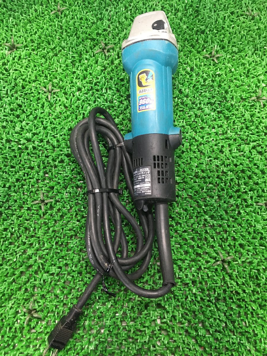 【中古品】★makita(マキタ) 100㎜ディスクグラインダー (低速・高トルク型) 9533BLASP / ITRGATX7R2US