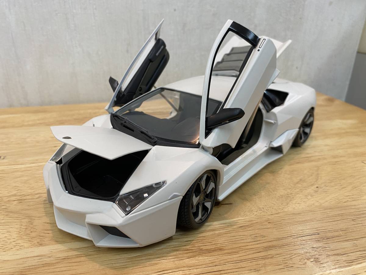 ブラーゴ 1/18 ランボルギーニ レヴェントン 未開封品 Yahoo!オークション - 1/18 ブラーゴ ランボルギーニ