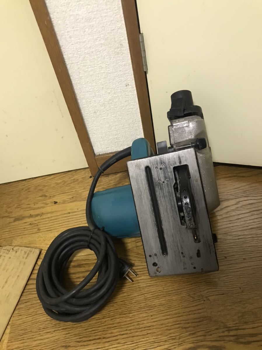 makita マキタ 5型 防じんマルノコ 5025KB 電動工具 動作品 送料落札者負担_画像9