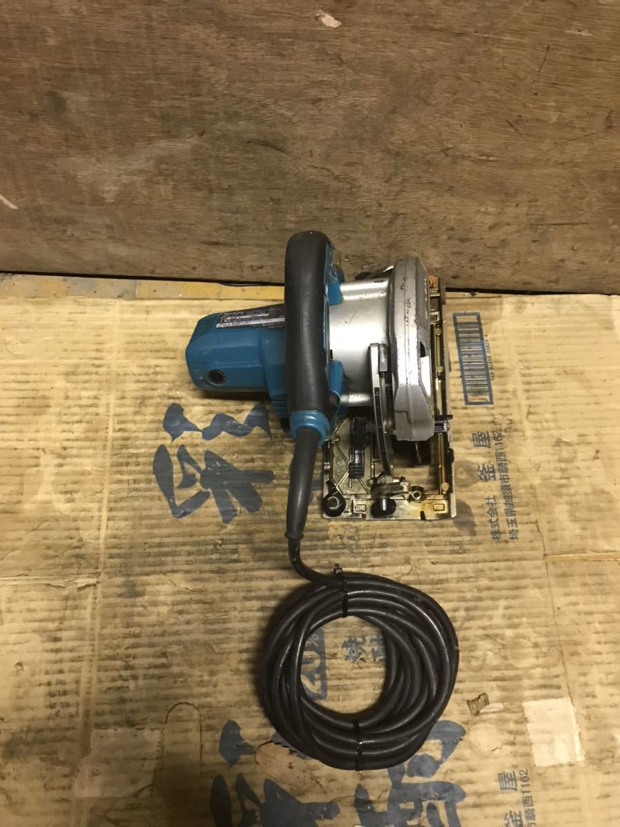 中古品 makita マキタ 165mm 電子マルノコ 5735C ※ 送料落札者負担_画像4