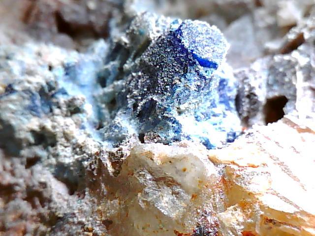 国産鉱物　秋田県　亀山盛　青鉛鉱　リナライト　綺麗な色目　定型外発送_画像1