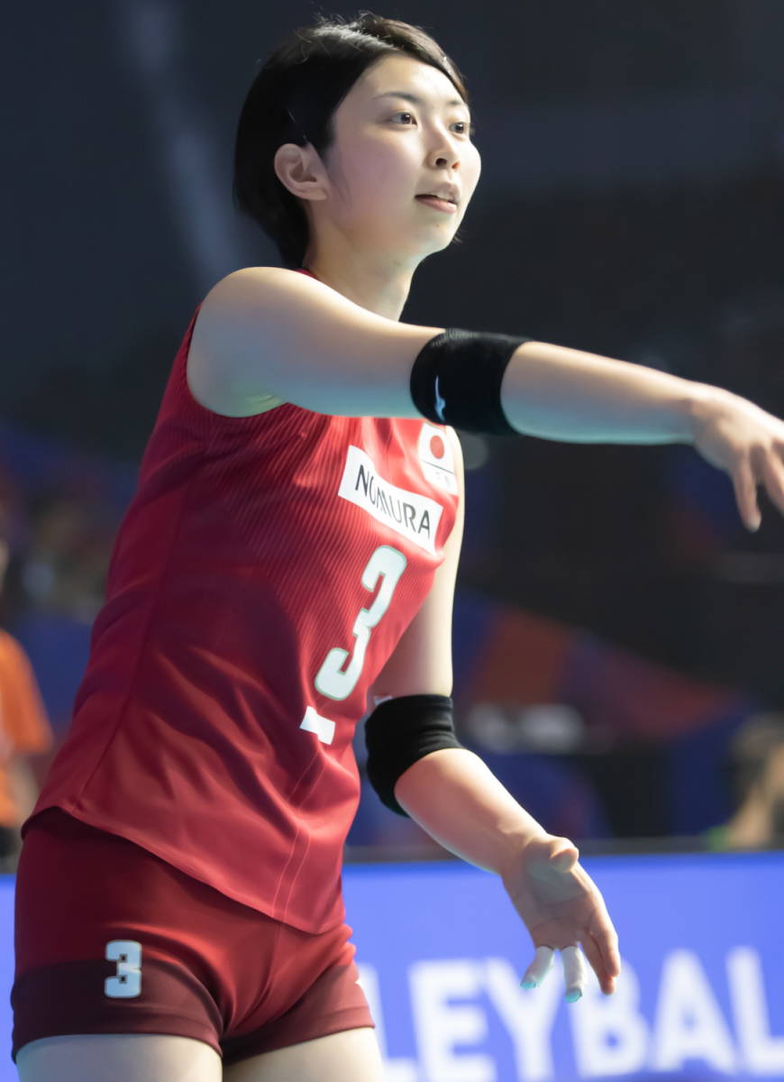 てんさま専用 岩坂名奈 ユニフォーム 〘直筆サイン入り てんさま専用 岩坂名奈 ユニフォーム 〘直筆サイン入り