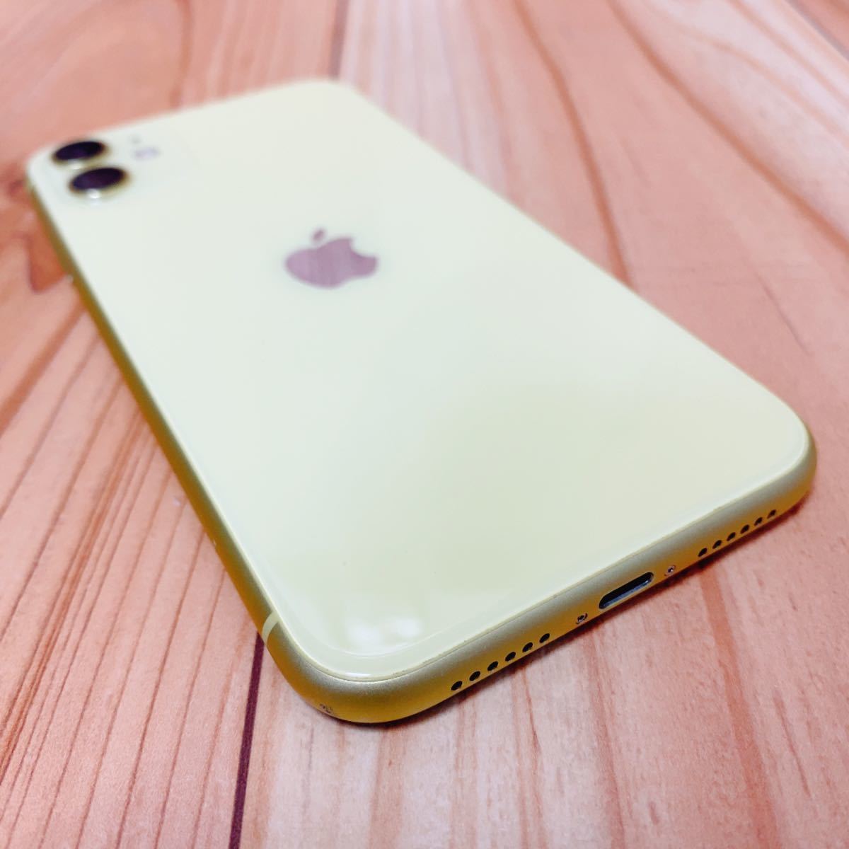 13260円 SIMフリー 本体 iPhone 11 64 GB 346 イエロー 電池交換 13260円 SIMフリー 本体 iPhone 11 64 GB 346 イエロー 電池交換