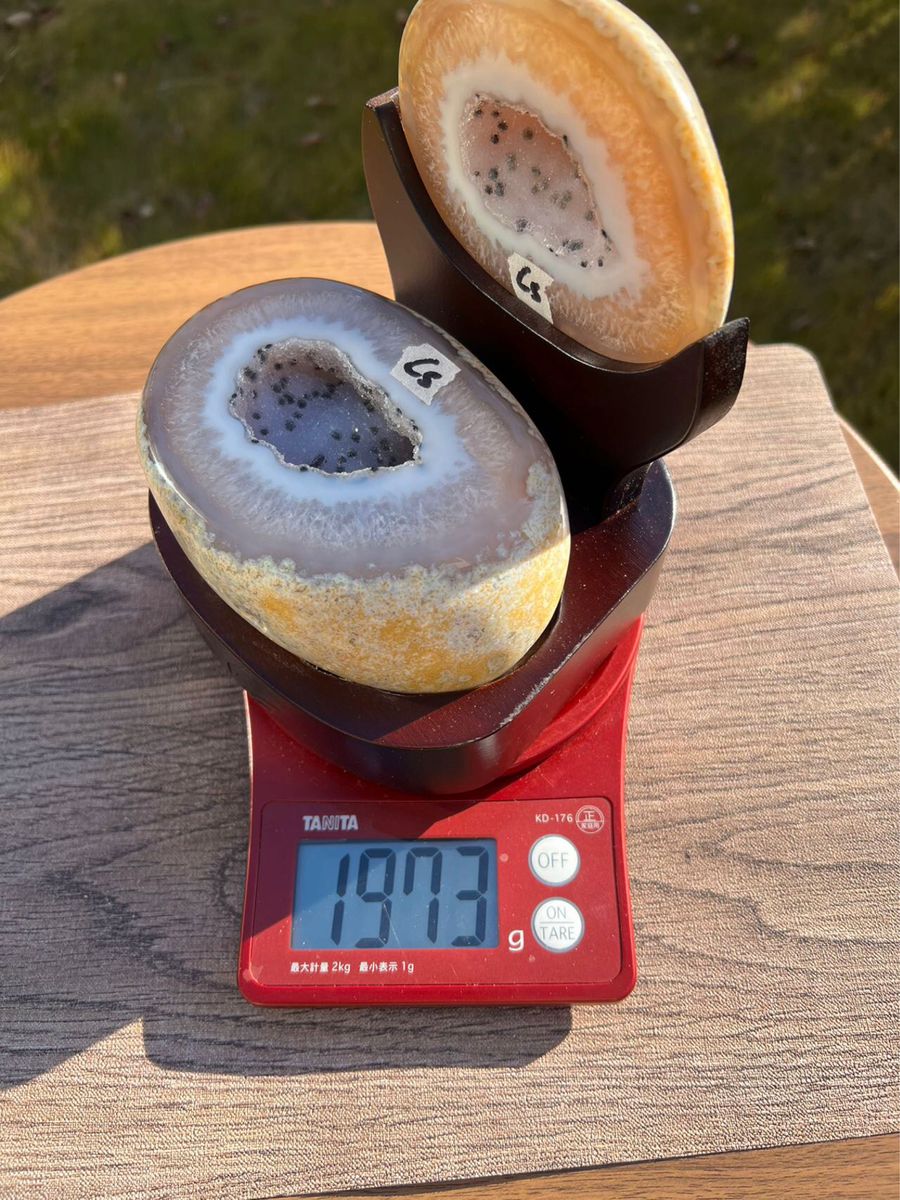 2Kg トレジャーメノウ 置物 原石 アゲート 瑪瑙 メノウ agate 2Kg トレジャーメノウ 置物 原石 アゲート 瑪瑙 メノウ agate