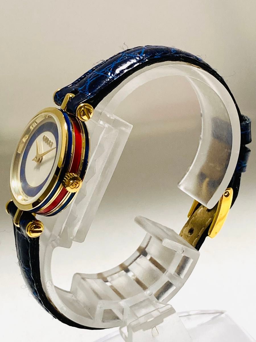 超美品 GUCCI グッチ 電池新品 ベルト純正 レディース腕時計 超美品 GUCCI グッチ 電池新品 ベルト純正 レディース腕時計