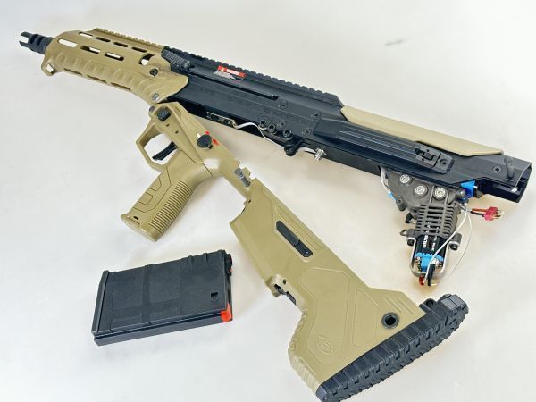 【NY SALE】Silverback Airsoft 製 DesertTech MDR-X 電動ガン 2T 7.4vVer. 予備マガジン1本セット☆検 P220 P226 P210 P225 SIG552 MCX_画像6