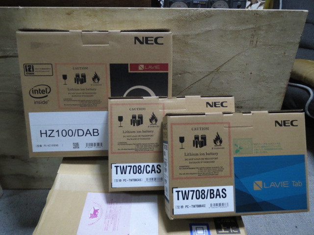 ☆　NEC TW708/CASほかタブレット　☆_画像1