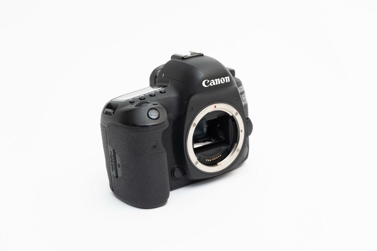 Canon EOS 5D mark4 ボディ