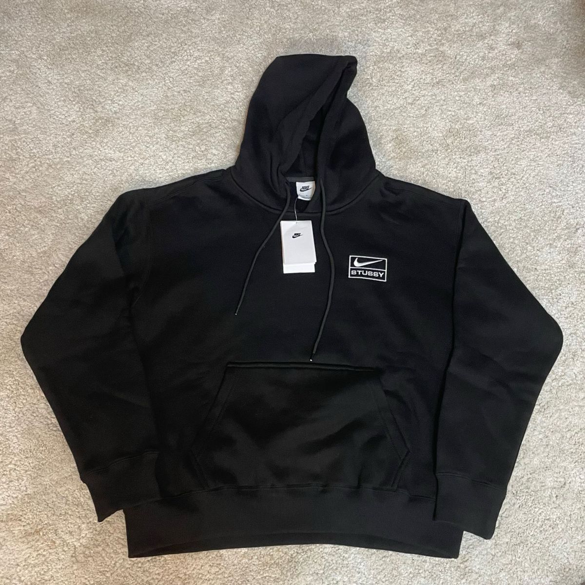 新品】ステューシー×ナイキ セットアップ STUSSY NIKE パーカー 新品】ステューシー×ナイキ セットアップ STUSSY NIKE パーカー