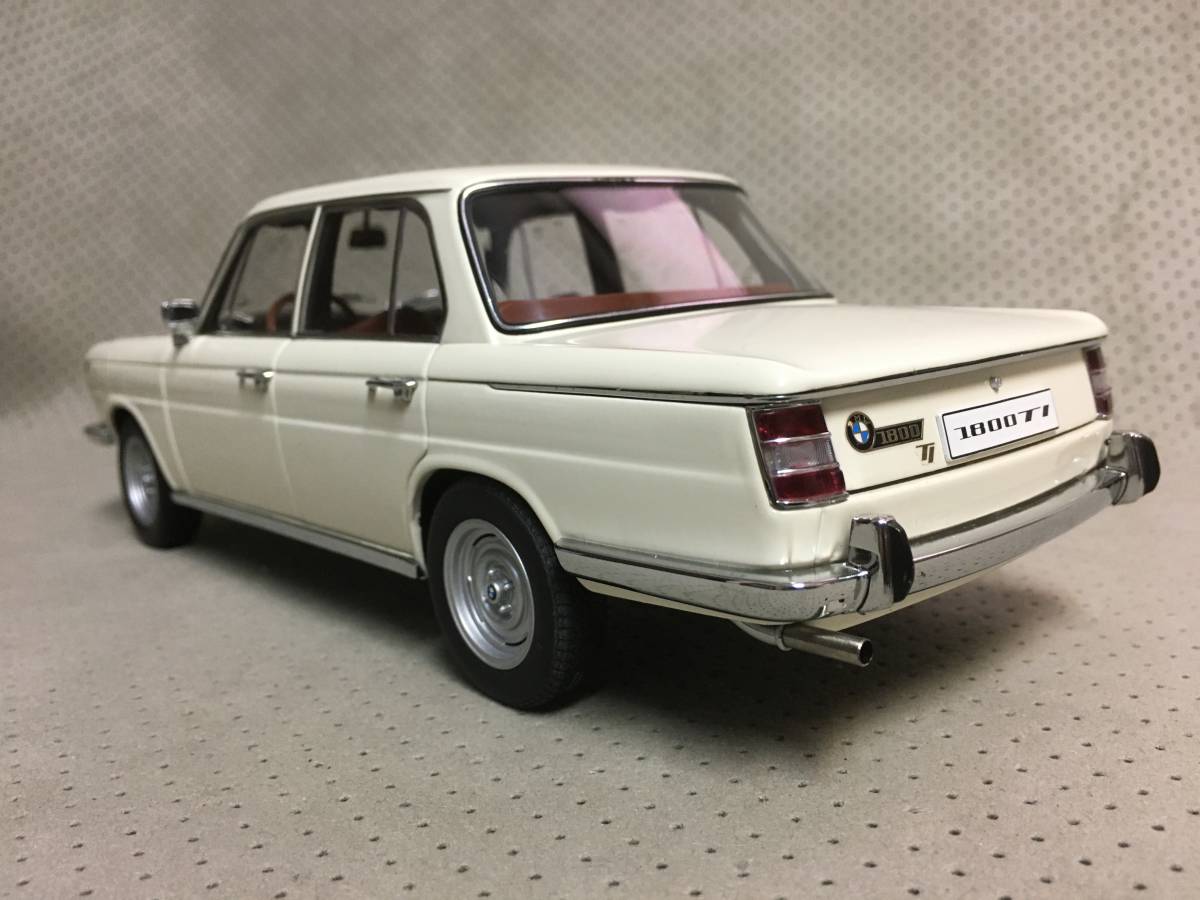 AUTOart 1/18 BMW 1800TI/SA ホワイト　未展示品 絶版　希少_画像6