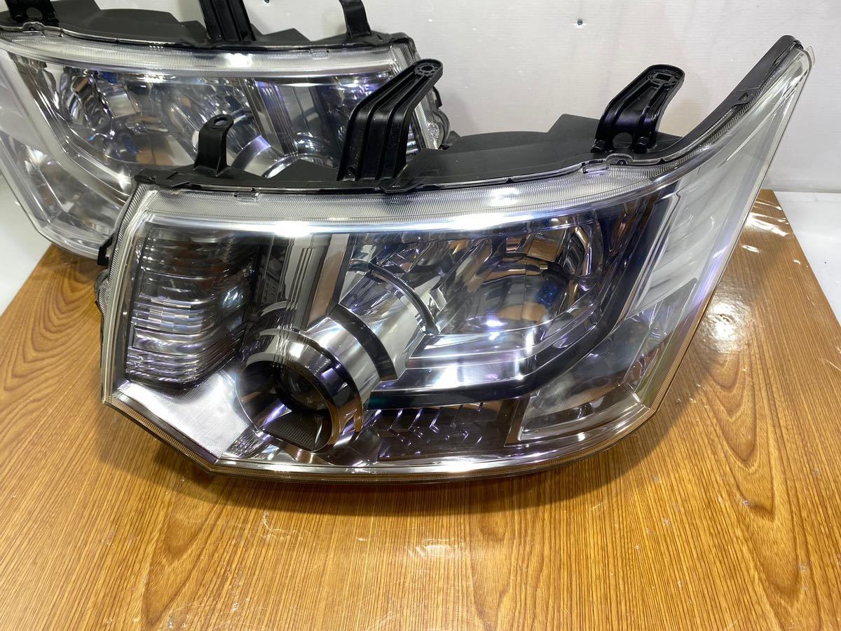 ★迅速★ 三菱 デリカ D5 純正 HID ASSYバラスト ラベ付 ヘッドライト 左右 KOITO100-87918 CV1W CV2W CV4W CV5W q732の画像5