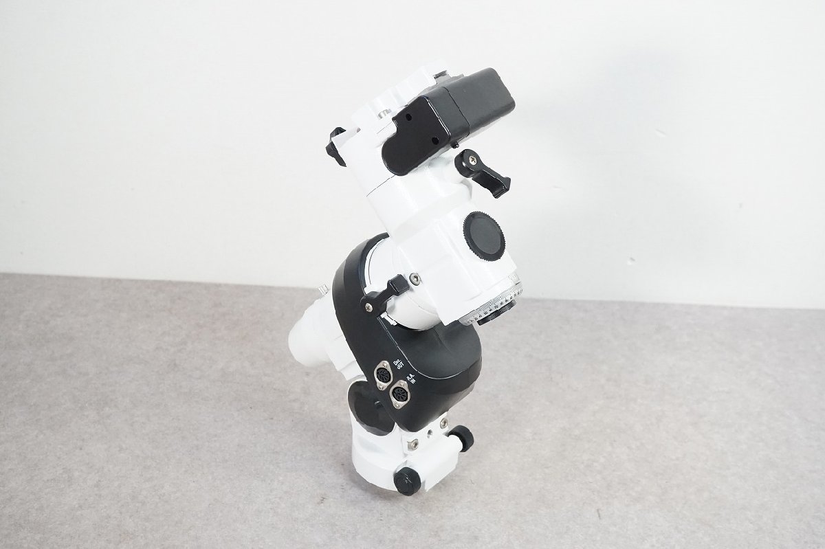 [NZ] [MG15321616]1円スタート Sky-Watcher スカイウォッチャー EQ5 赤道儀 三脚セット天体望遠鏡 コントローラー、取扱説明書、元箱等付き_画像2