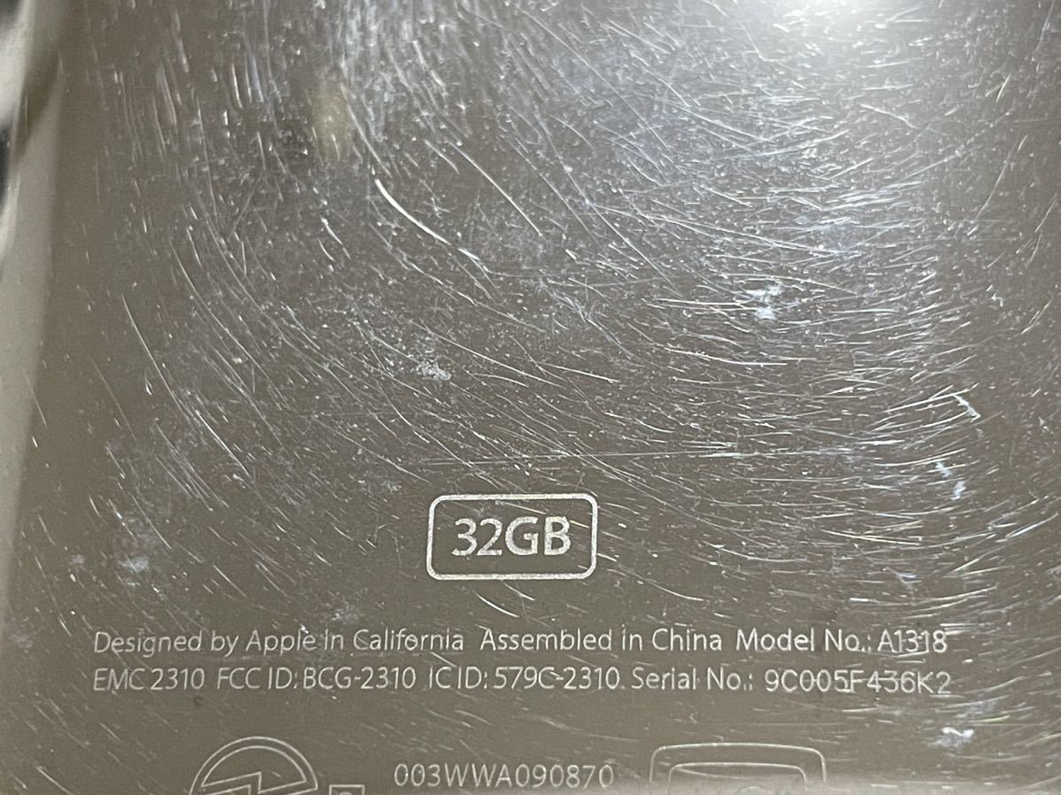 iPod touch 32GB Apple アップル A1318アイポッドタッチ 本体　ケーブル_画像9