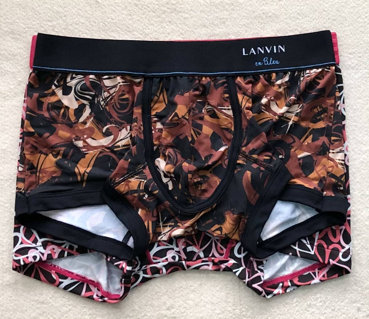 Lanvin en Bleu＆BROS ボクサーパンツ Ｌサイズ ローライズ デザイン ブラウン 日本製＆ハート ブラック×ピンク 2枚セット_2枚重ねた状態