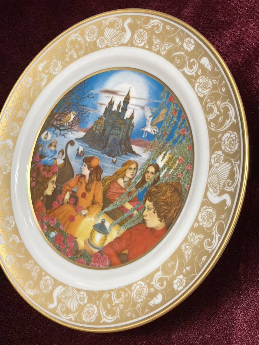 フランクリン・ポーセリン ♪ グリム童話 12人の舞姫 プレート 皿 飾り皿 絵皿 金縁 1978年 レトロ アンティーク_画像2