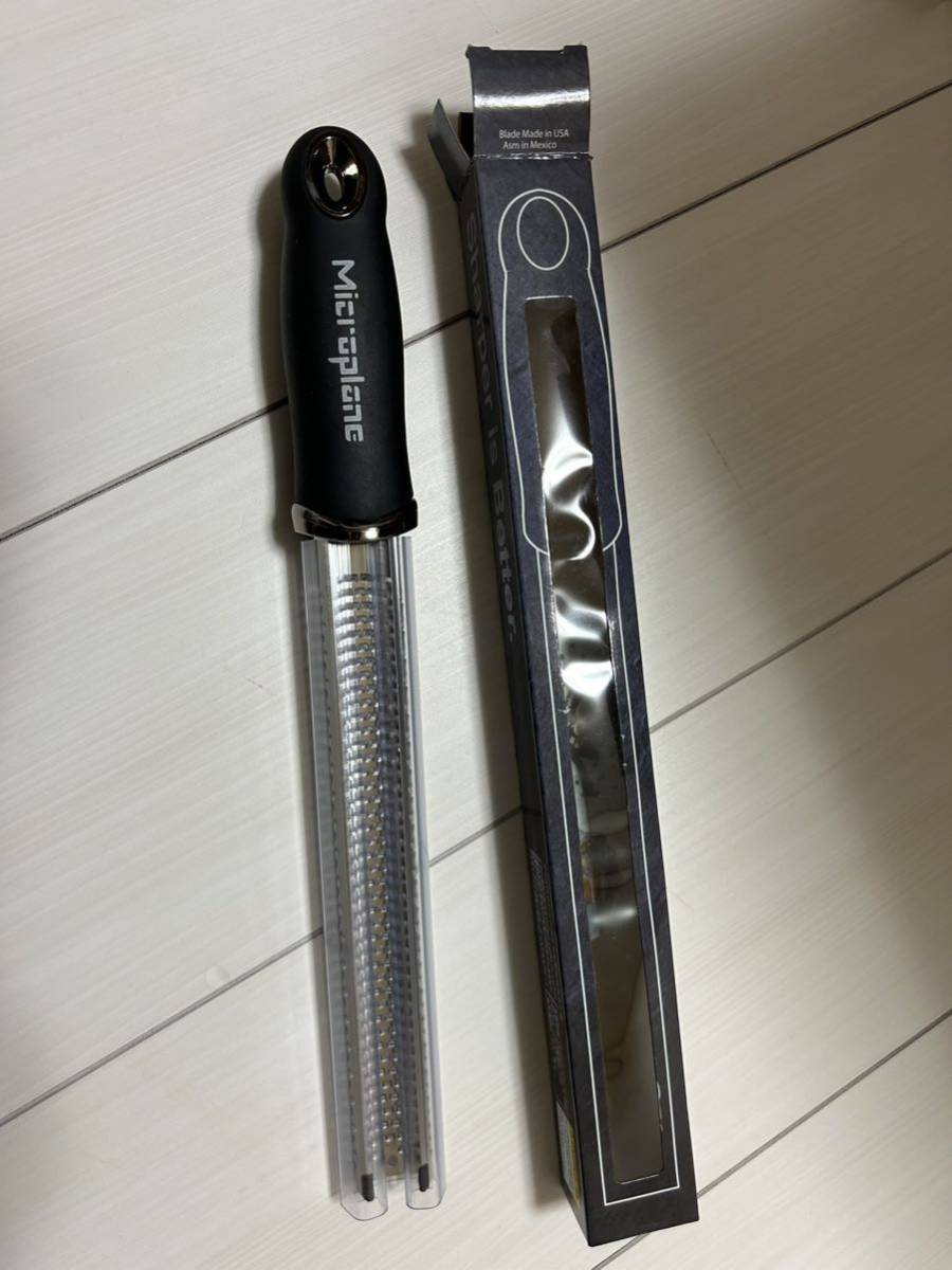 Microplane おろし器 正規輸入品 31.8×3.5×3.3cm ブラック プレミアムシリーズ ゼスターグレーター MP-0611_画像6