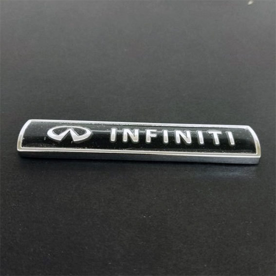 INFINITI　インフィニティ　３Dエンブレム ブラック　２個セット_画像2