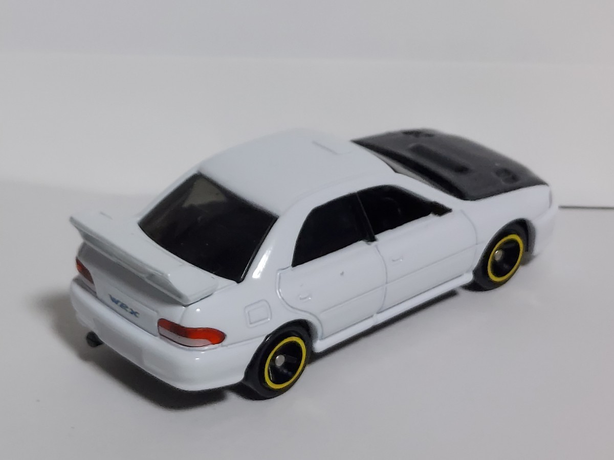 トミカスポーツカーヒストリーコレクション　スバルインプレッサWRX typeRA STiversionⅤ　カーボンデカール加工　自作　改造　カスタム_画像2