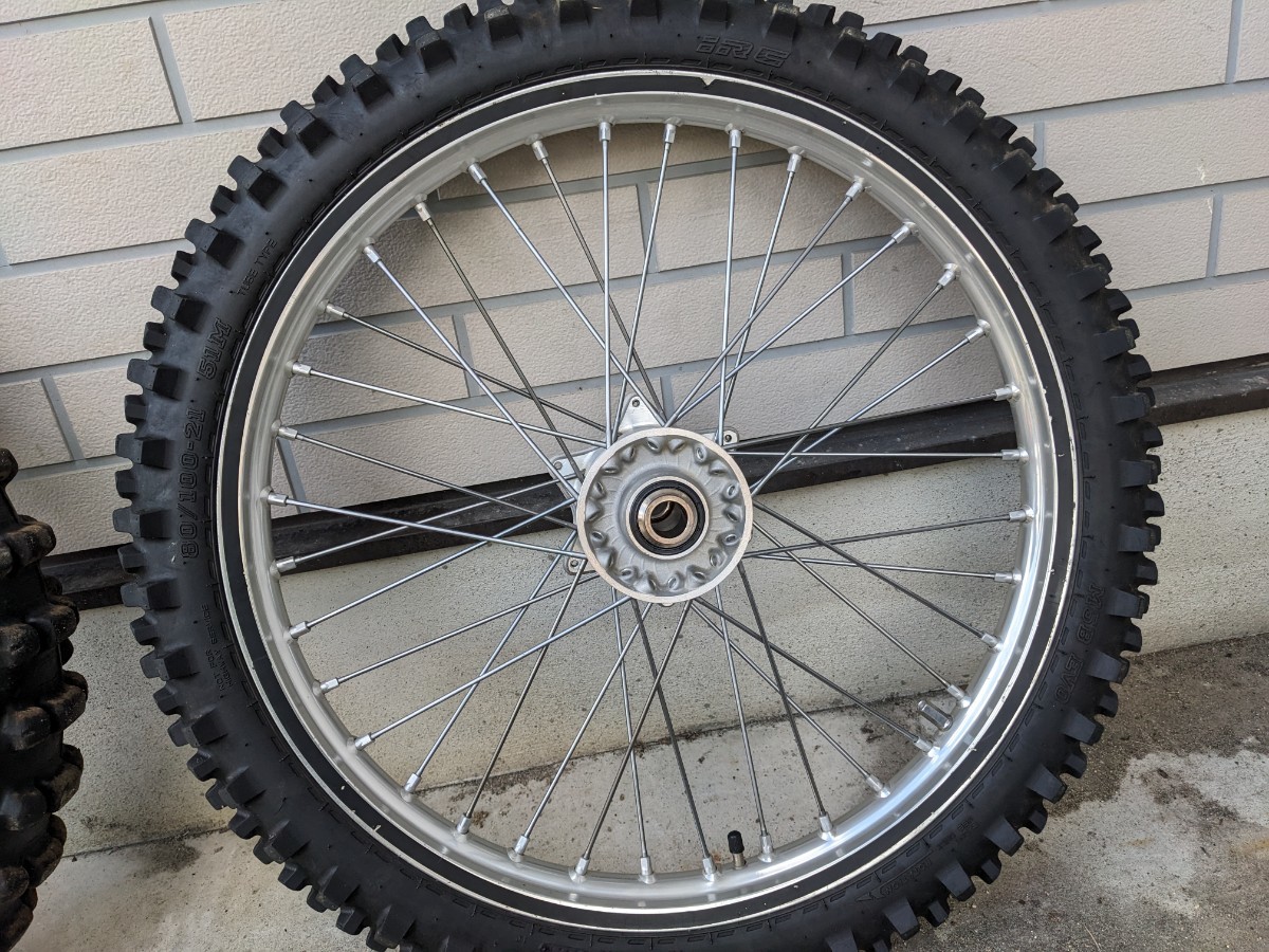 GASGAS EC250 MY2022 前後(21インチ 18インチ) 純正ホイール GASGAS EC250 MY2022 前後(21インチ 18インチ) 純正ホイール