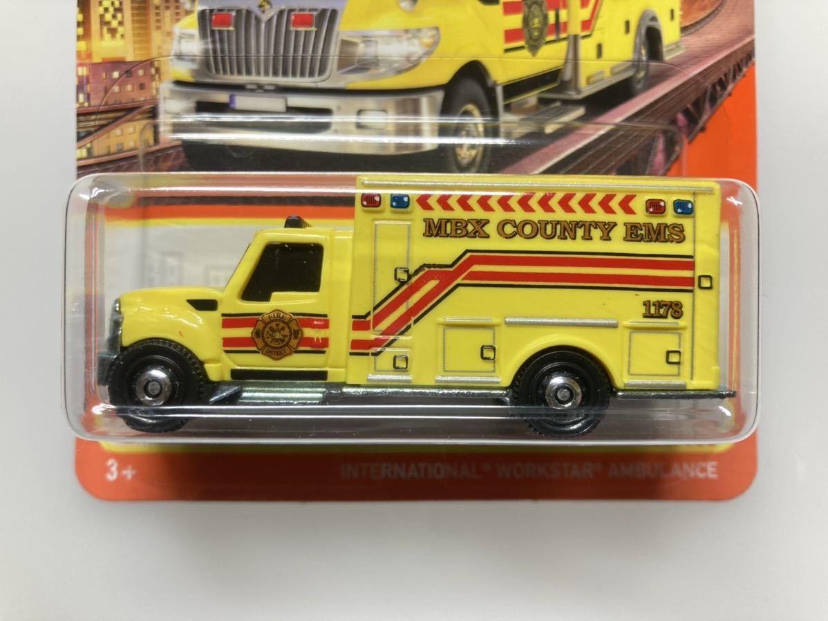 マッチボックス ベーシックカー インターナショナル ワークスター アンビュランス 救急車の画像2