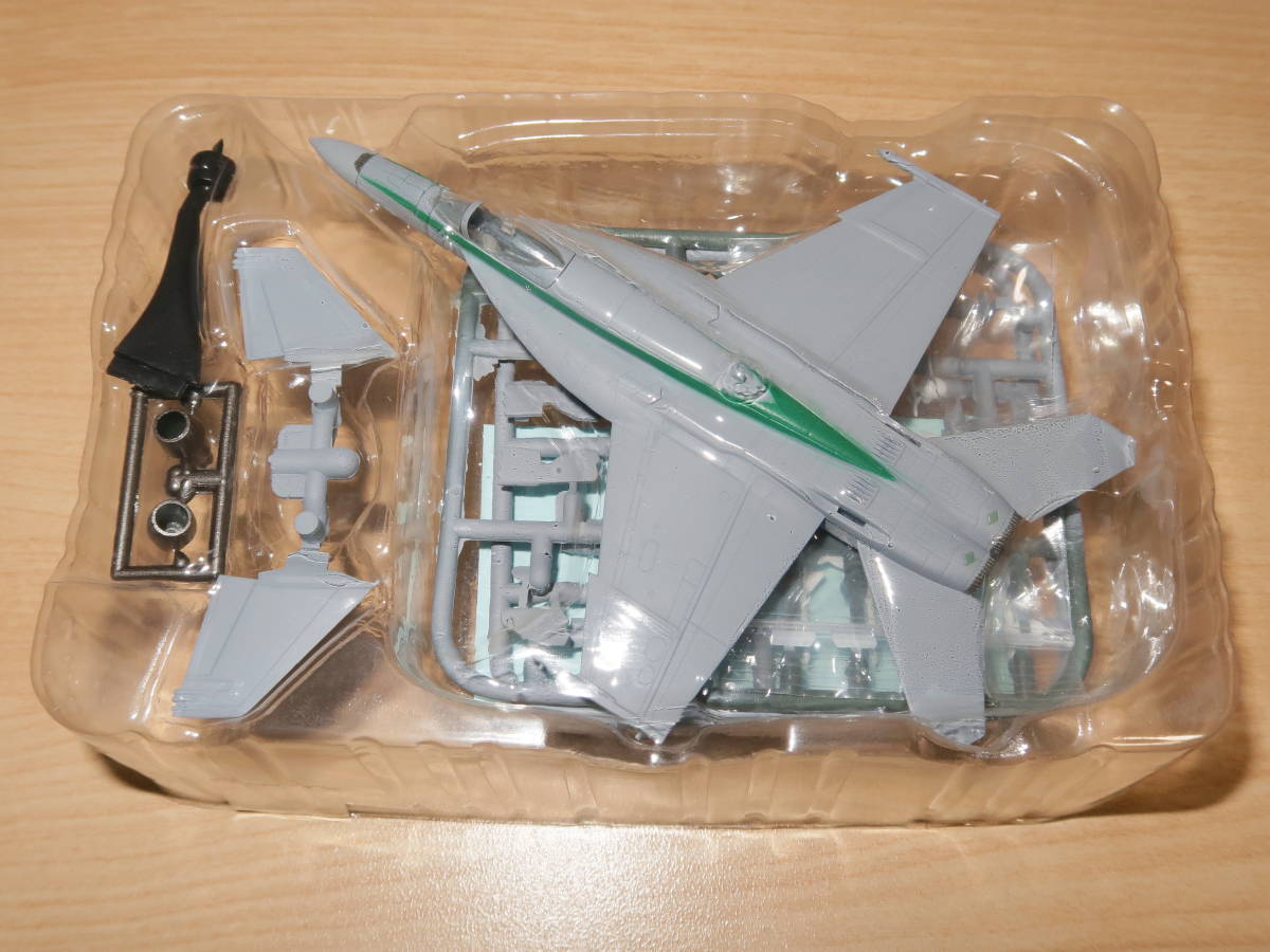 1/144 F/A-18E スーパーホーネット VFA-195 第195戦闘攻撃飛行隊 ダムバスターズ CAG機 2016 スーパーホーネットファミリー2 エフトイズ_画像2