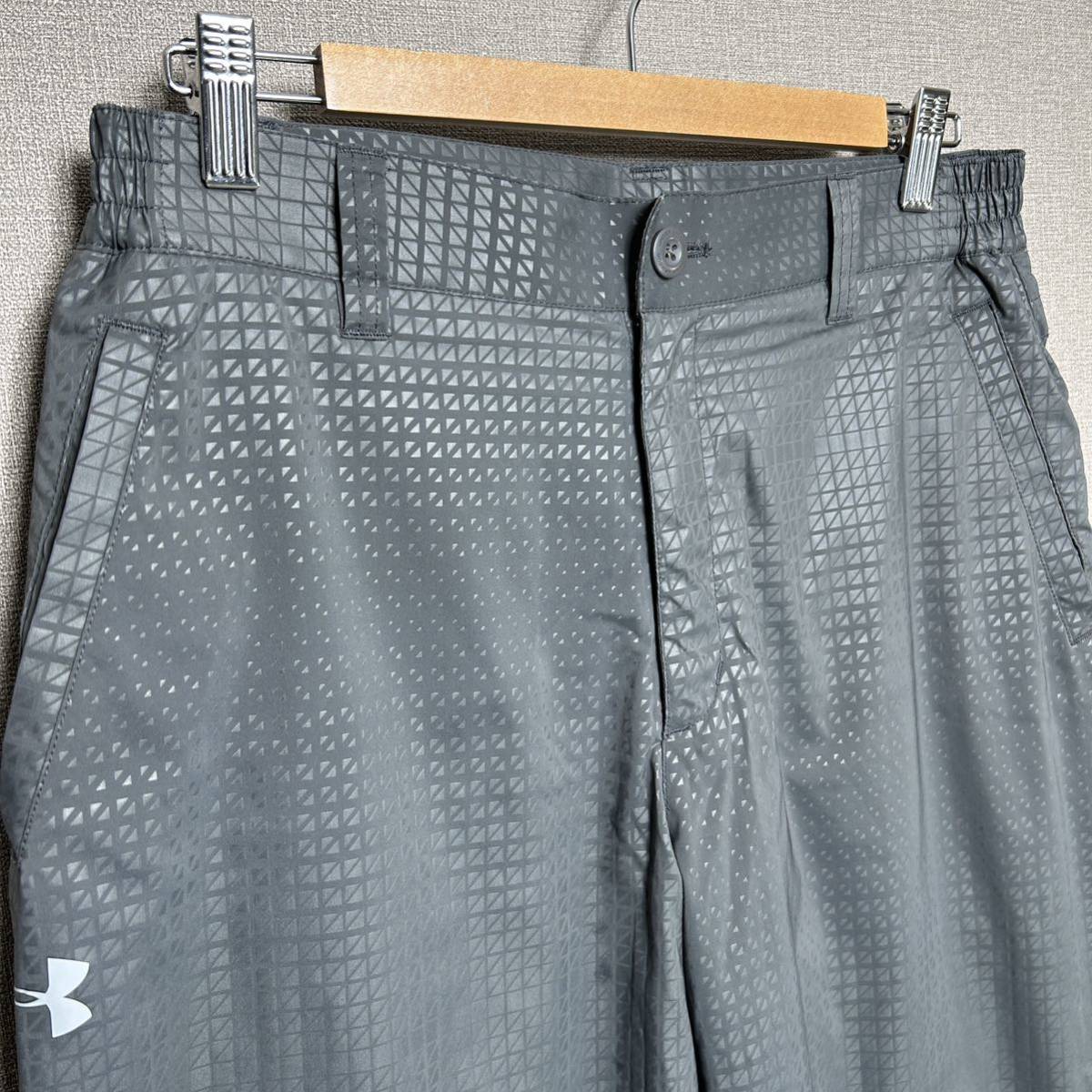 YT0882 UNDER ARMOUR アンダーアーマー グラデーションデザイン シャカシャカパンツ Lサイズ トレーニング ゴルフ 野球 練習_画像3